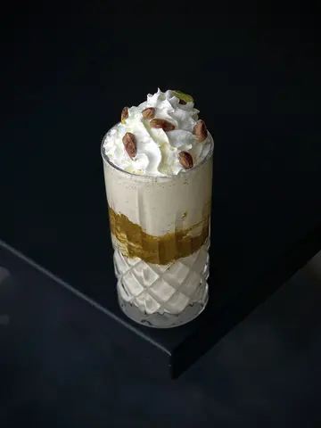 شیک پسته زعفران